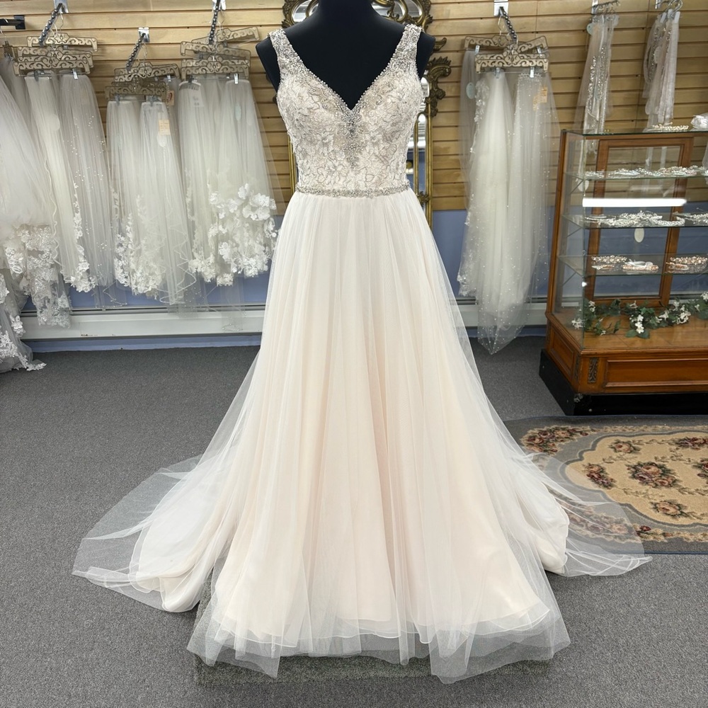 Allure Bridal “9373” Wedding Gown
